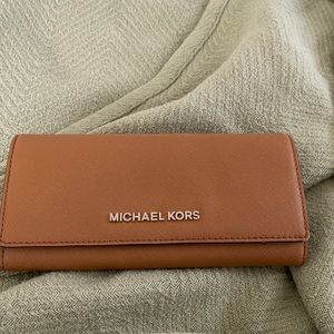 Brown Michael kors wallet